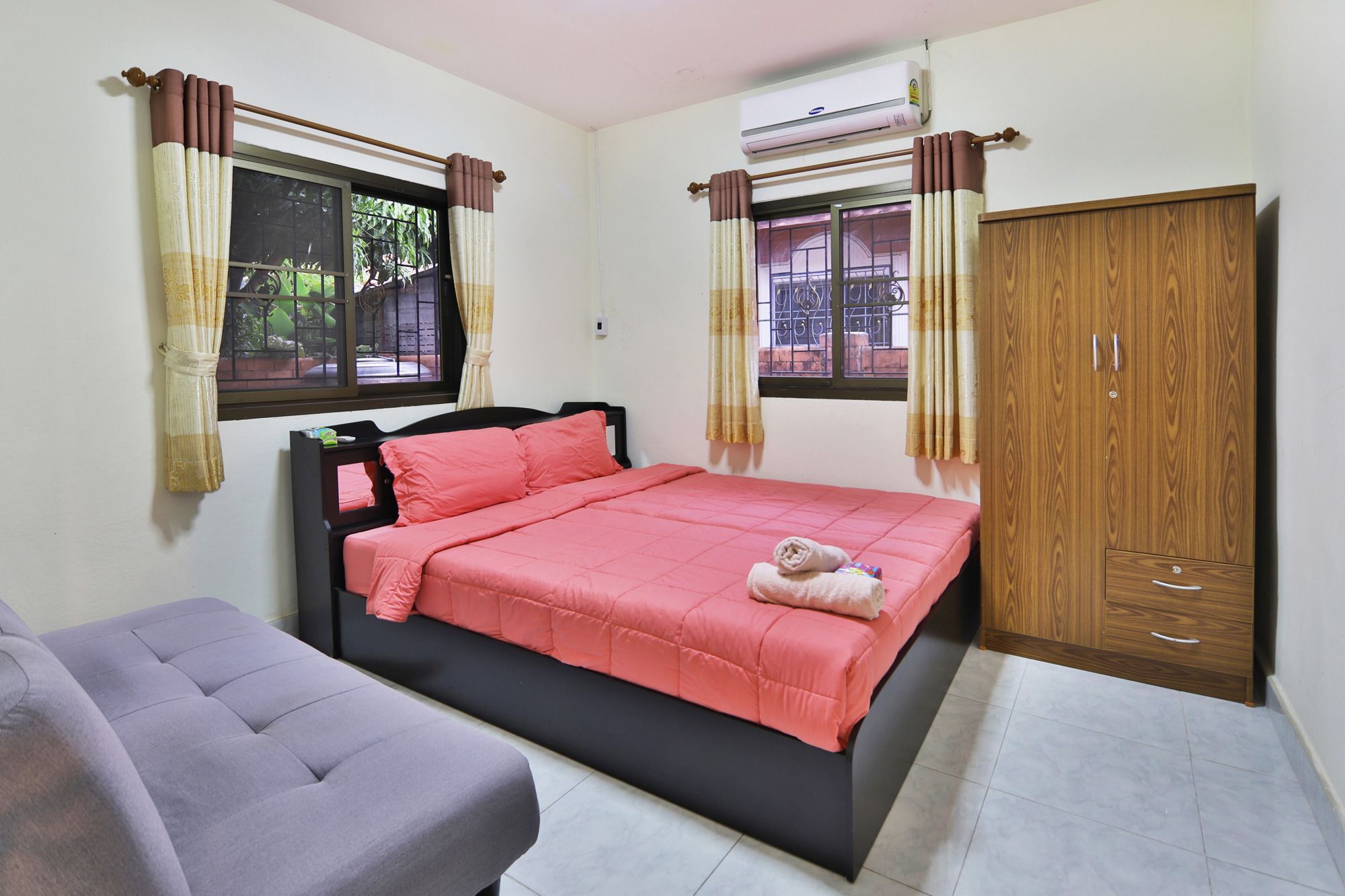 Nowhere Villa Pluto Pattaya Εξωτερικό φωτογραφία